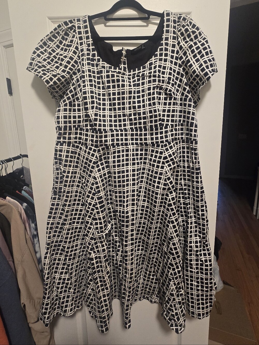 eshakti Black and White Grid A-Line Dress